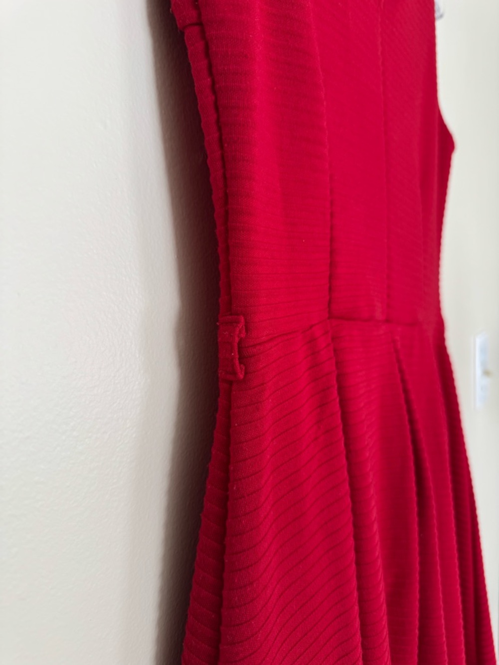Forever 21 Red Ribbed Tank Top - Picture 6 of 8